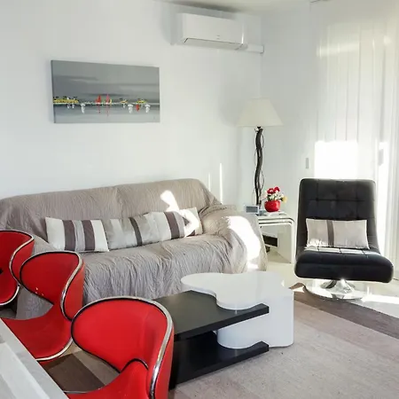 Le Paradou By Interhome